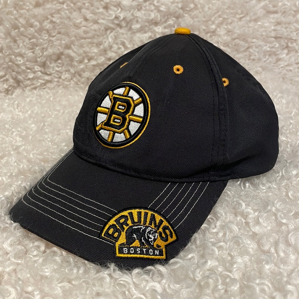 Fan Favorite NHL Boston Bruins Ball Hat